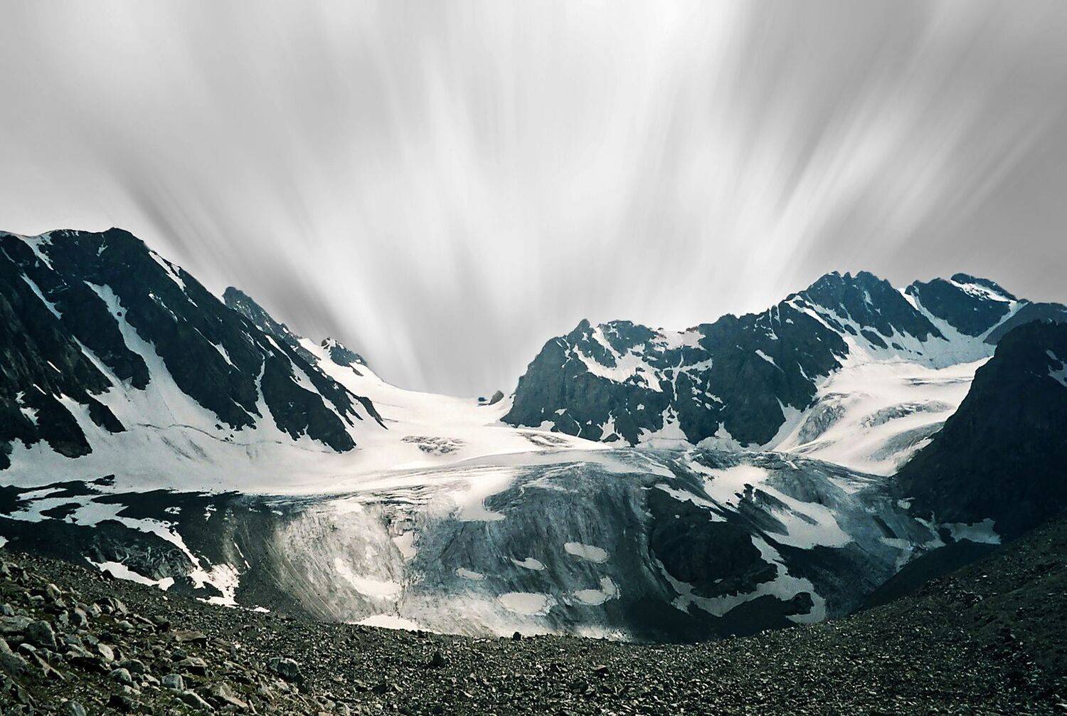 Горы, озеро, Милокост Алексей