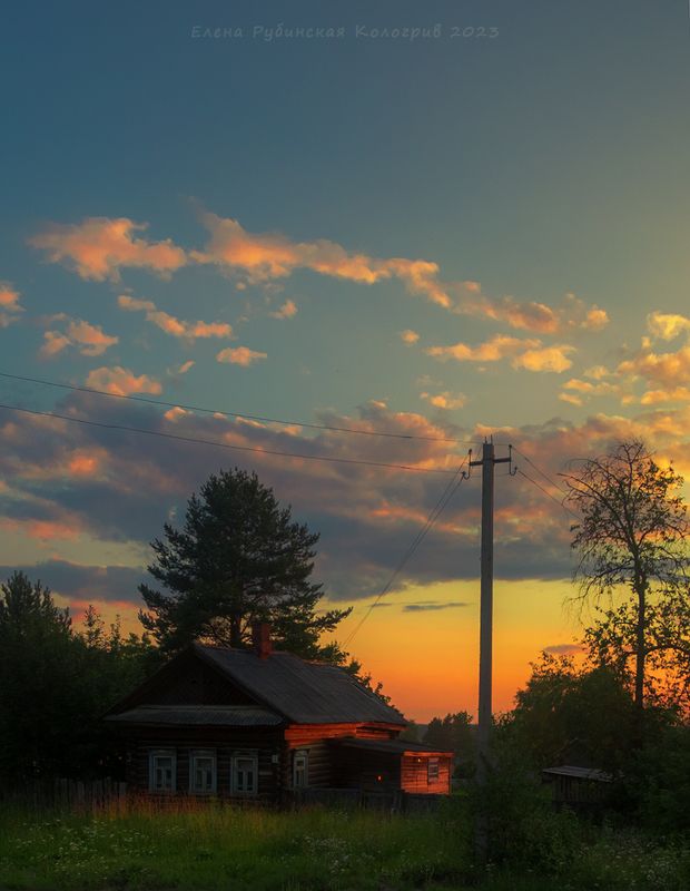 вечер, город, кологрив, костромскаяобласть, костромская область, деревянные дома,улица, закат, небо, дом Вечер фото превью