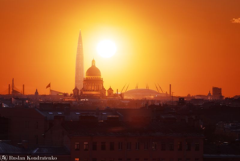 санкт-петербург, закат, исаакиевский собор, лахта-центр, лахта, небоскреб, прострел, зенит арена, газпром арена, композитная фотография, time blending Закат над Санкт-Петербургом фото превью
