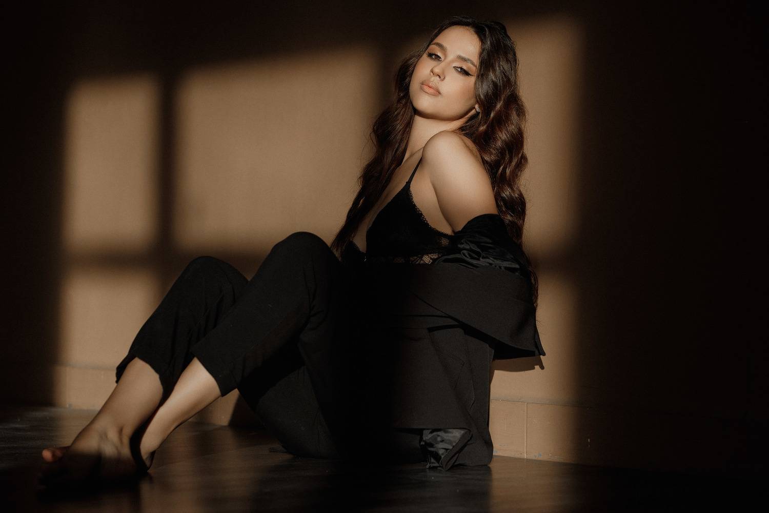 девушка, модель, портрет, фотосессия, студия, гламур, girl, model, modeling, young, portrait, творческий портрет, женский портрет, woman, young woman, glamour, постановка, постановочная фотография, fashion, Васильев Владимир