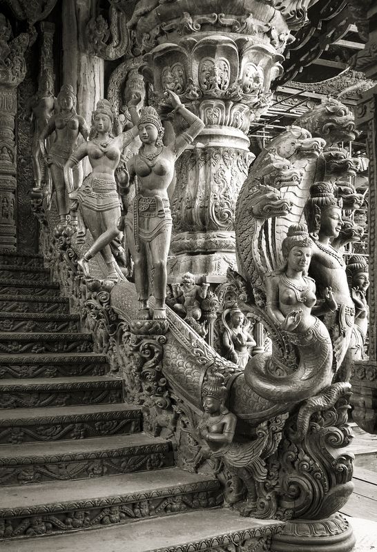 Храм Истины фото превью