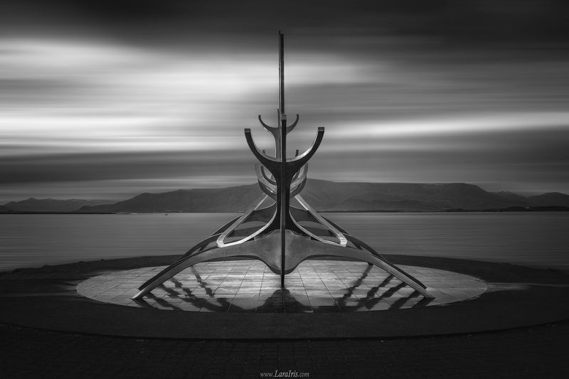 Черно-белое настроение фото превью