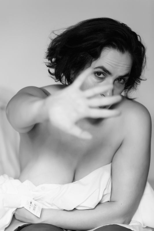 portrait, woman portrait, portrature, bw, bnw, black and white, people,monochrome, портрет, женский портрет, женщина, чб, черно-белый портрет, черно-белая фотография, чулки, ню, nude,  *** фото превью