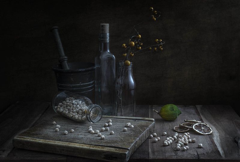 Натюрморт с зернами нут фото превью