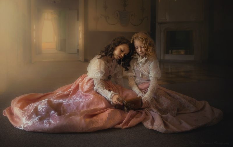 постановочная фотография, Sisters............................................................... фото превью