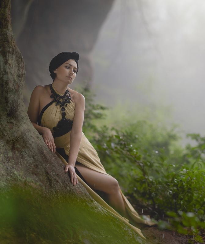 Шаманка, девушка, пищера, горы, задумчивость Шаманка фото превью