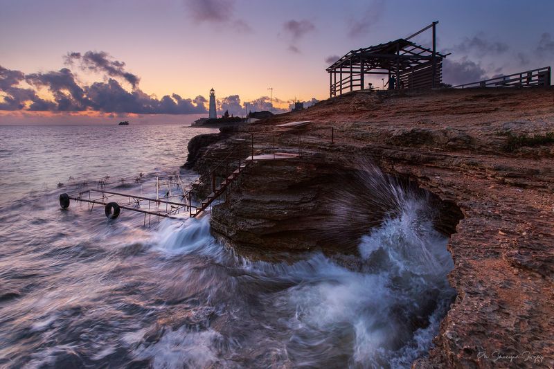 Закат на маяке фото превью