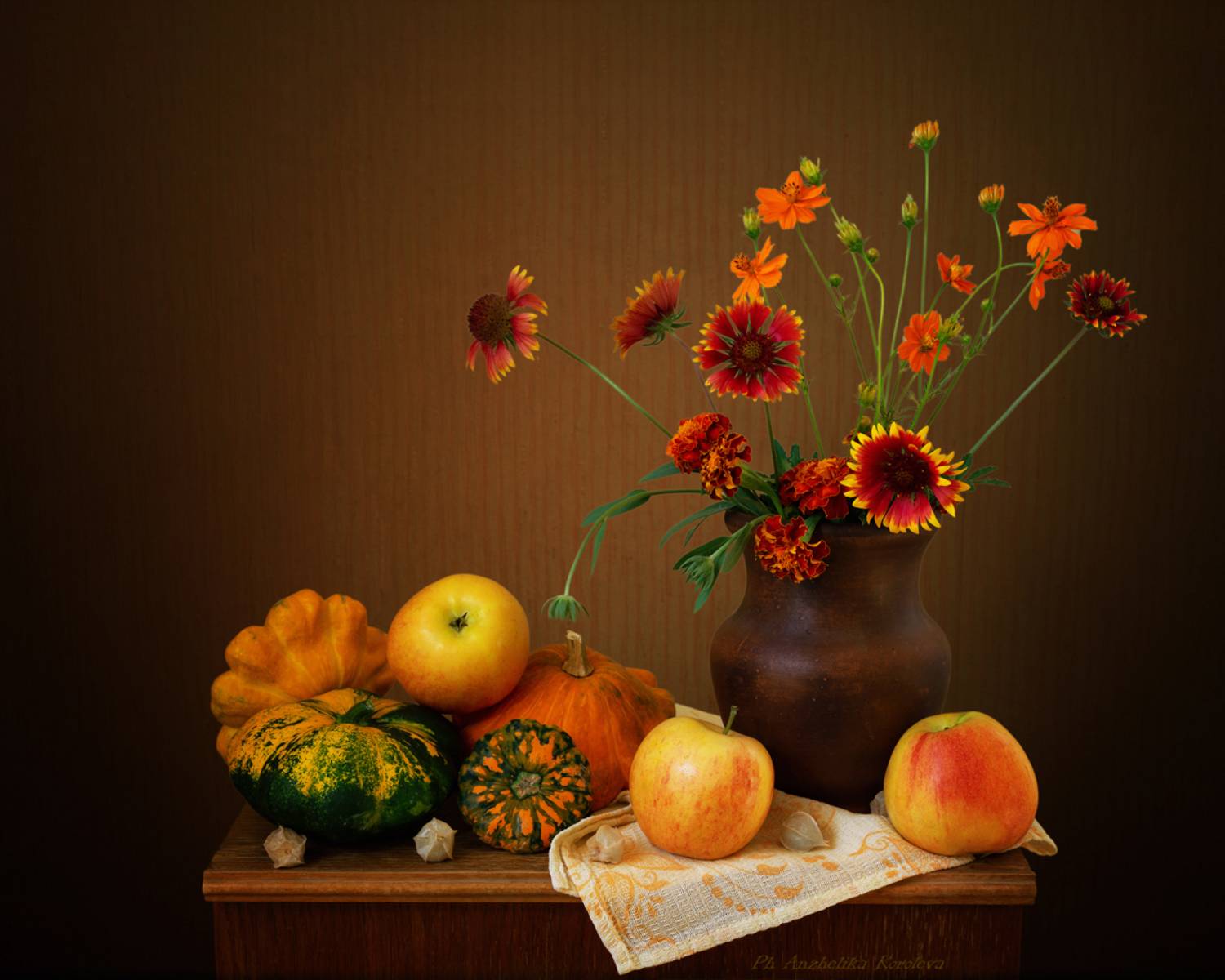 , Анжелика Королева