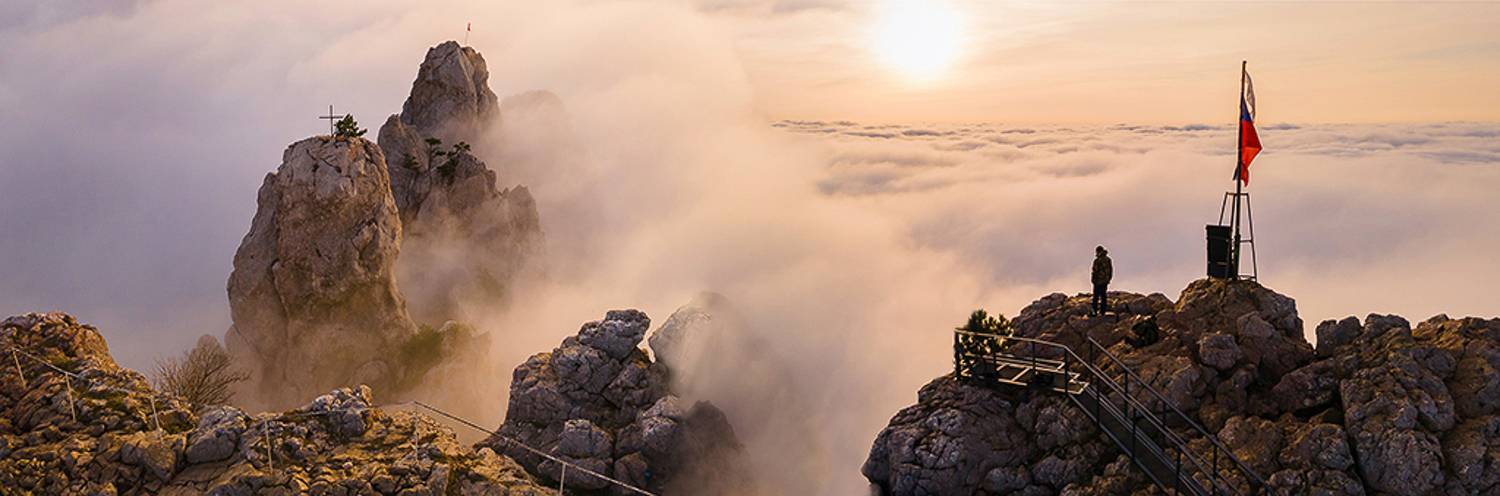 крым, ялта, ай-петри, осень в ялте, туман в ялте, зубцы ай-петри, пейзажи крыма, крымские пейзажи, Титов Сергей