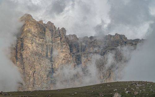 Скальные замки верховьев Чегема