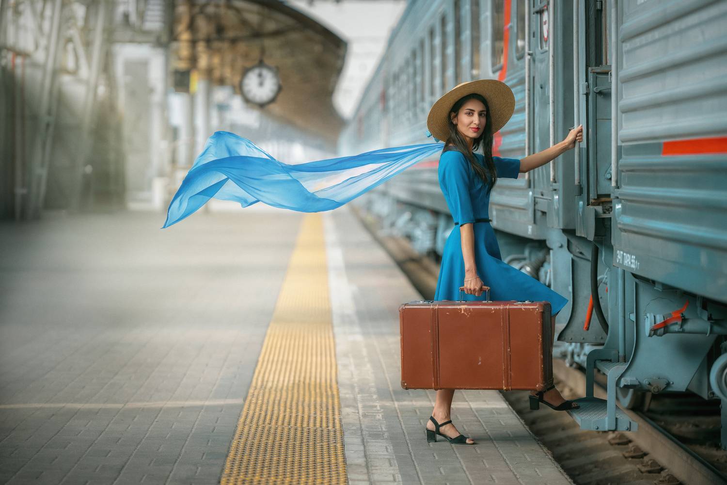 , Юрий Захаров