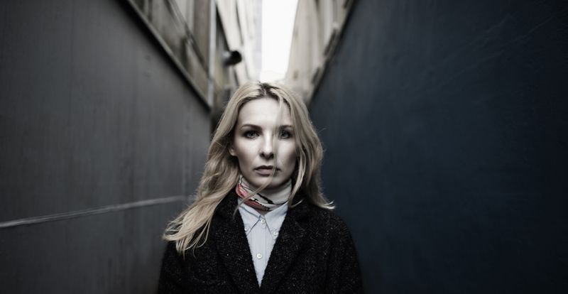 v portrait rafalwroblewskiphotography V фото превью