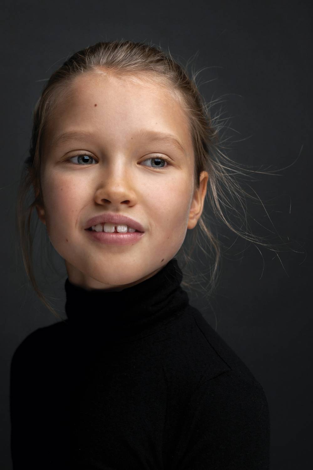 , Антон Леонов