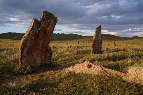 Легенды менгиров