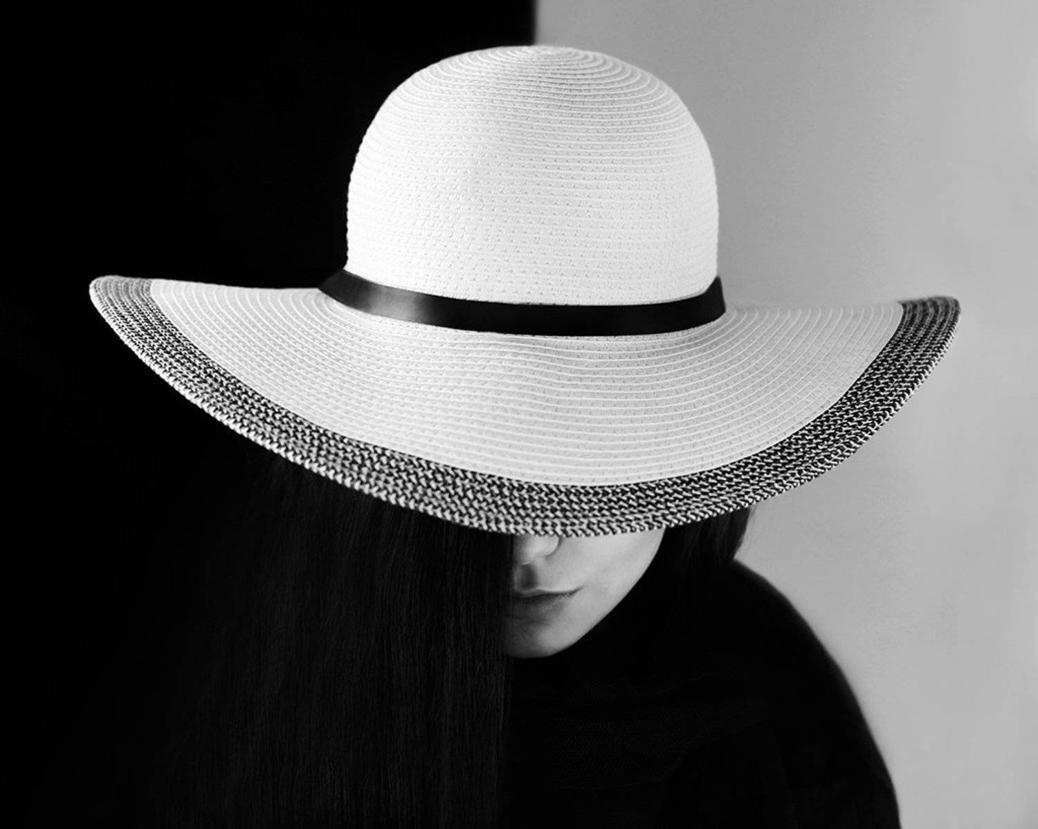 abstract,portrait,bw,hat,girl,contrast, Боби Костадинов