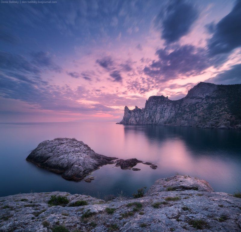 крым, новый свет, тропа голицына, мыс капчик, пейзаж, море, закат, лес, скалы, горы, вода, длинная выдержка, камни, свет Новый Свет (Крым). Вид с тропы Голицына и  мыса Капчик фото превью