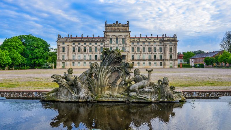 Германия, Дворец, Парк Дворец Людвигслюст, Германия фото превью