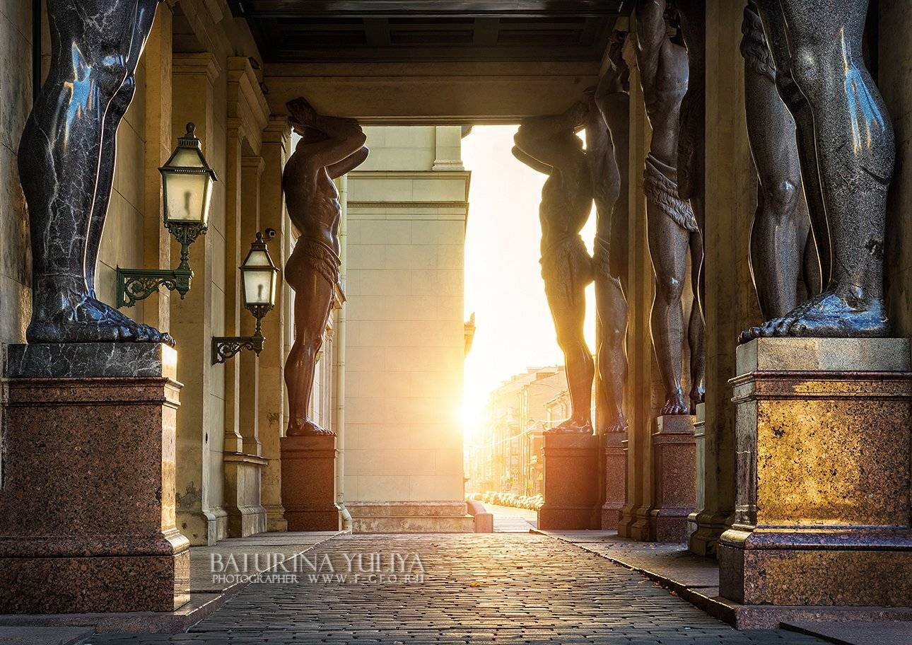 Петербург, Санкт-Петербург, атлант, утро, рассвет, Эрмитаж, скульптура, солнце, музей, Юлия Батурина