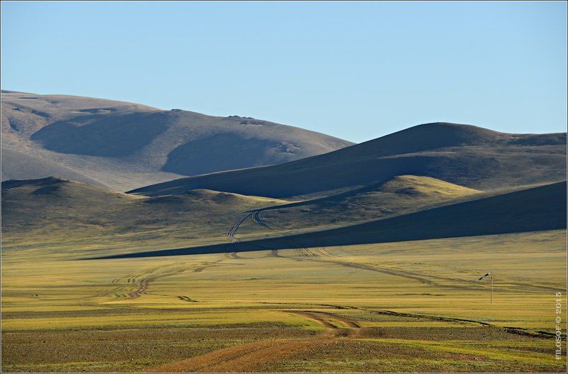 Монголия, забрызганная солнцем... фото превью