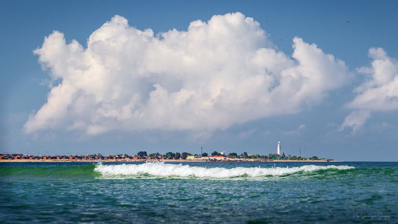 Про Небо, про Море и про узкую полоску Суши фото превью