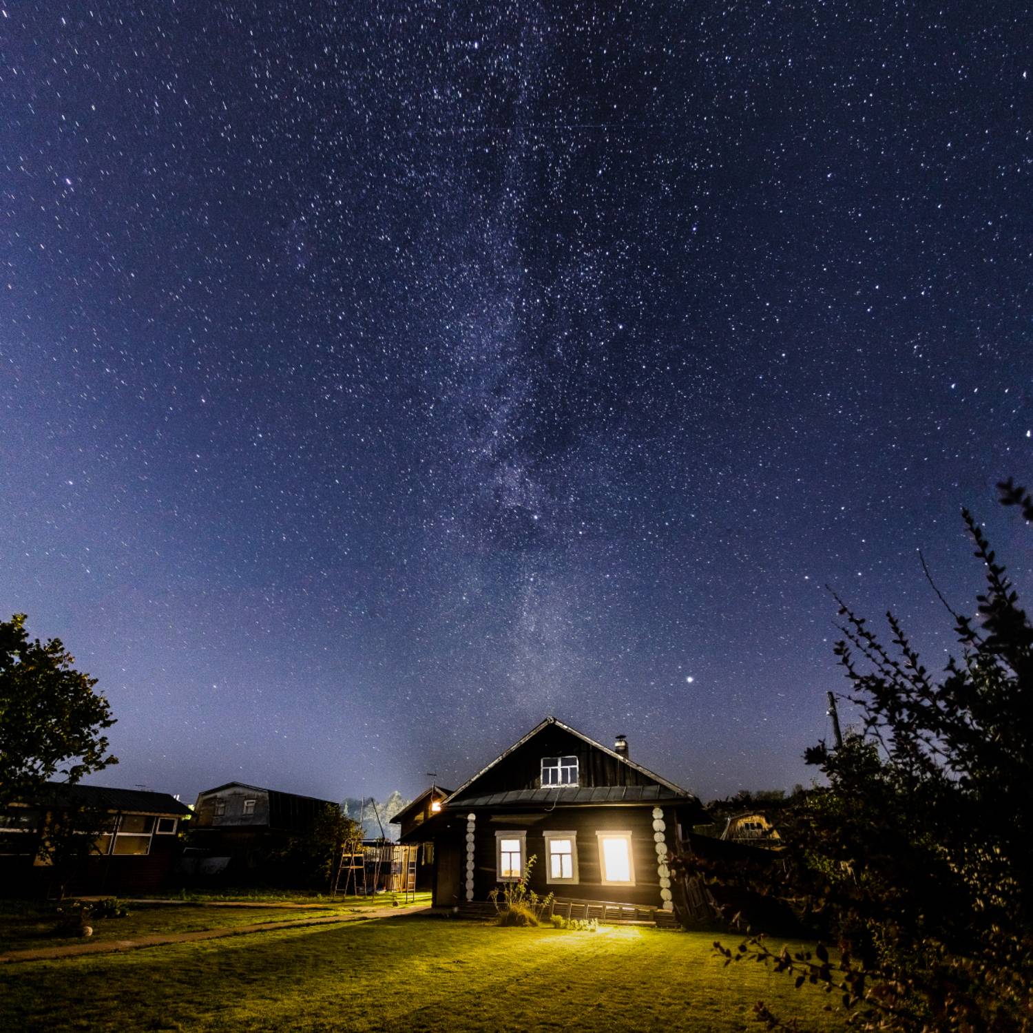 звезды, небо, ночь, осень, дом, деревня, окна, светло, путь, млечный, млечныйпуть, тепло, Панагушин Сергей