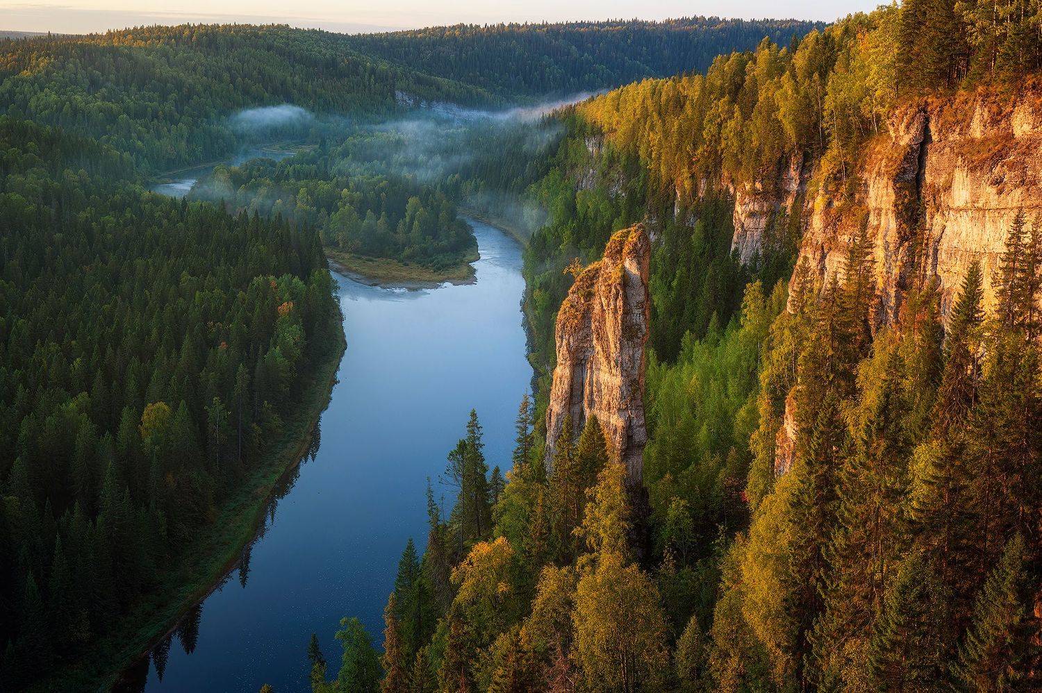 пермский край, усьва, золотая осень, осенний лес, осенний пейзаж, река, россия, туман, чертов палец,усьвинские столбы, Кузнецов Кирилл