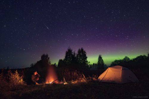 Под Северным сиянием