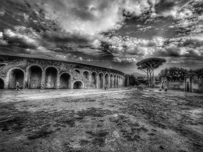 Pompei Amphitheatre фото превью