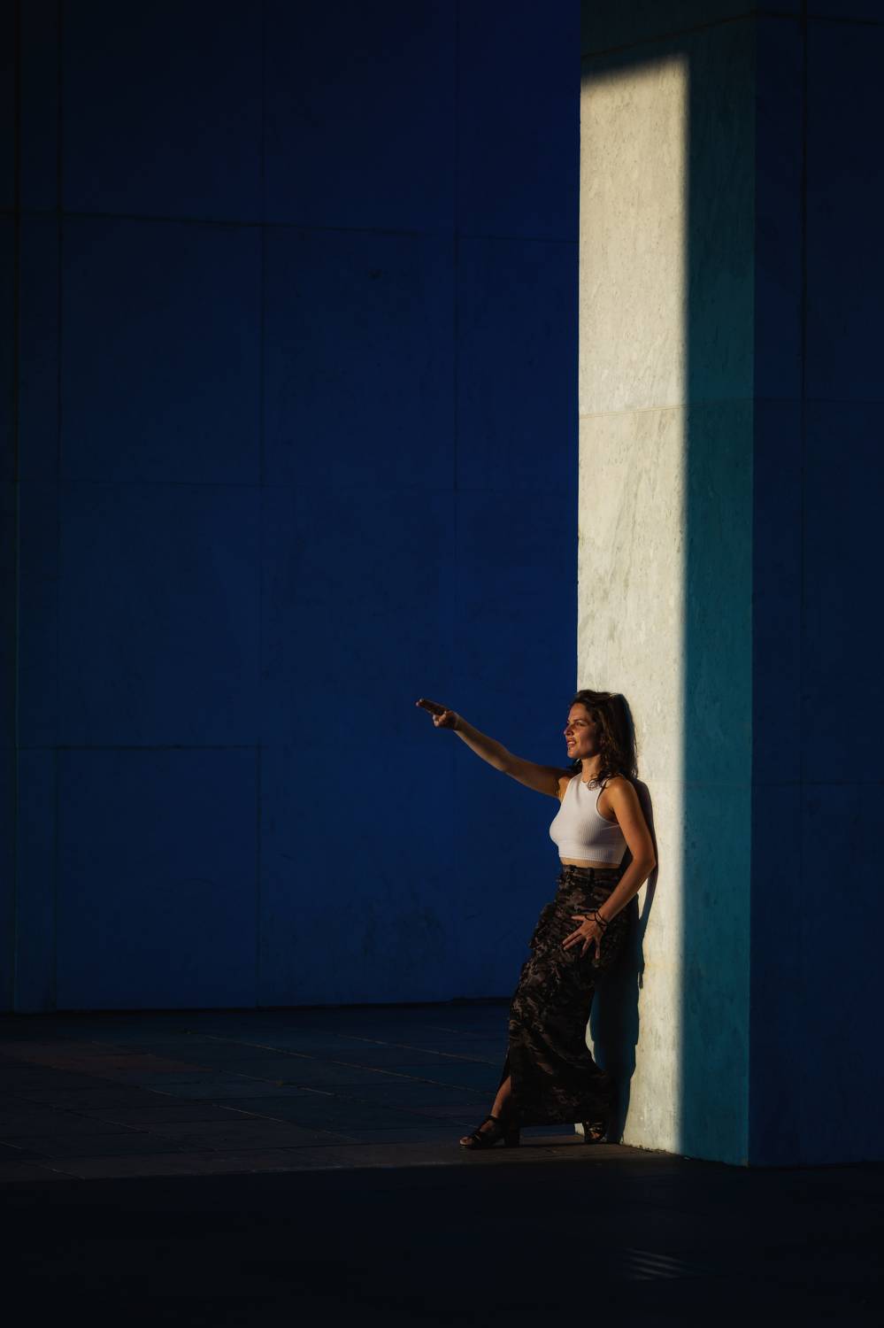 портрет, женский портерт, женщина, свет, тень, цвет, уличный портрет, portrait, woman portrait, street portrait, light, shadow, people,, Alexander Toutaev