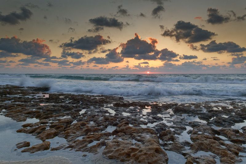 The Mediterranean Sea,Sunset фото превью