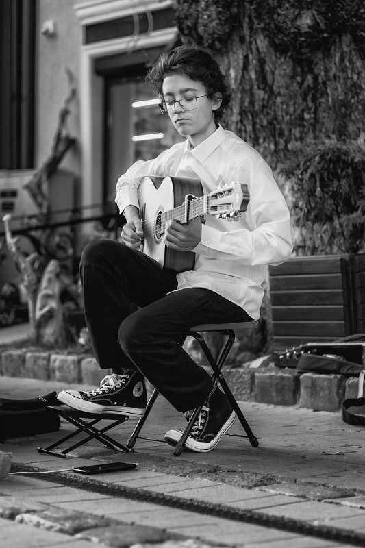 уличный музыкант фото превью