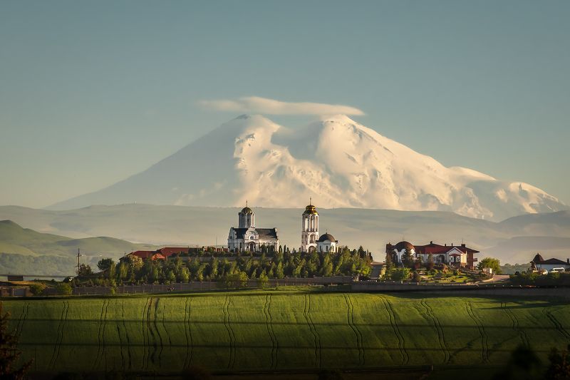 храм, закат, кавказ, кмв, кавказские минеральные воды, эльбрус, ессентуки, гора, монастырь, monastery Свято-Георгиевский монастырь фото превью