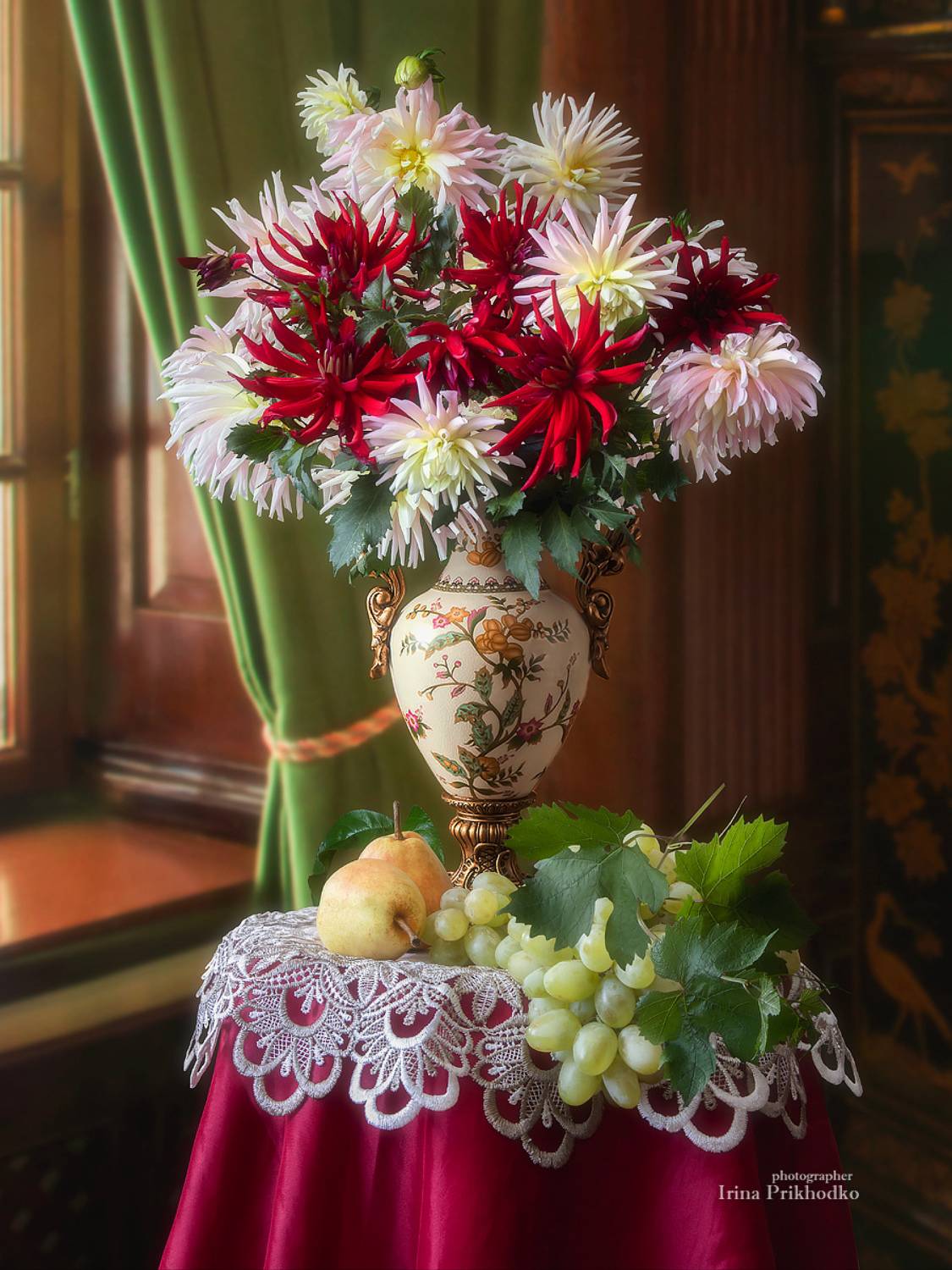 натюрморт, цветы, интерьер, георгины, букет, Приходько Ирина