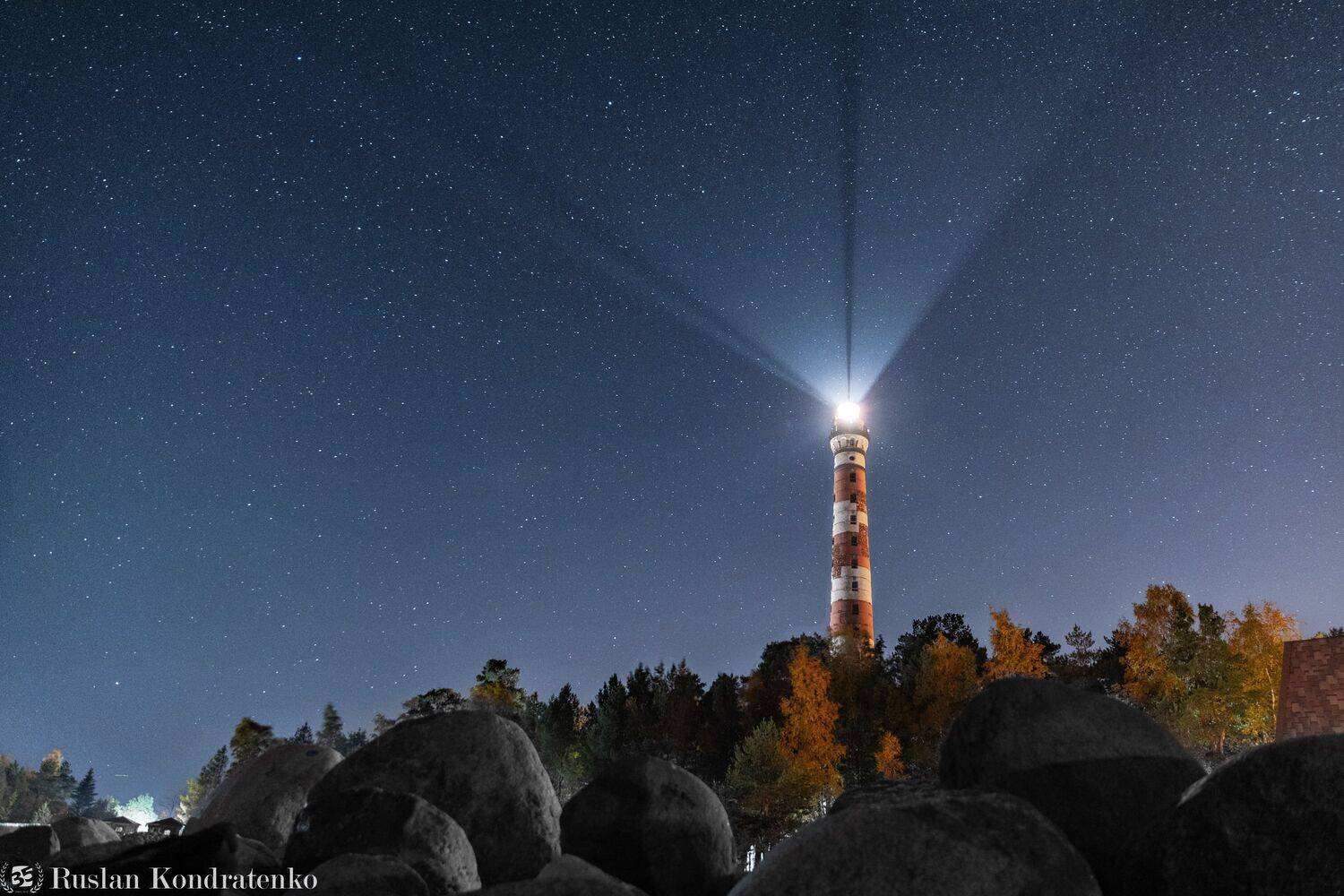 осиновецкий маяк, маяк, звезды, ночь, Кондратенко Руслан