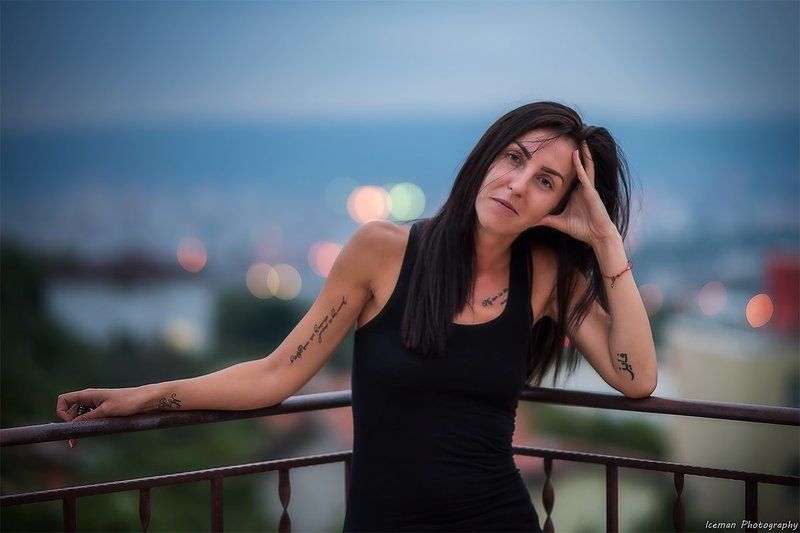 Рени фото превью