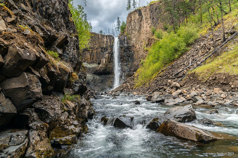 плато путораны, водопад, бурдыкан, ручей, владимир коваль Водопад Бурдыкан фото превью