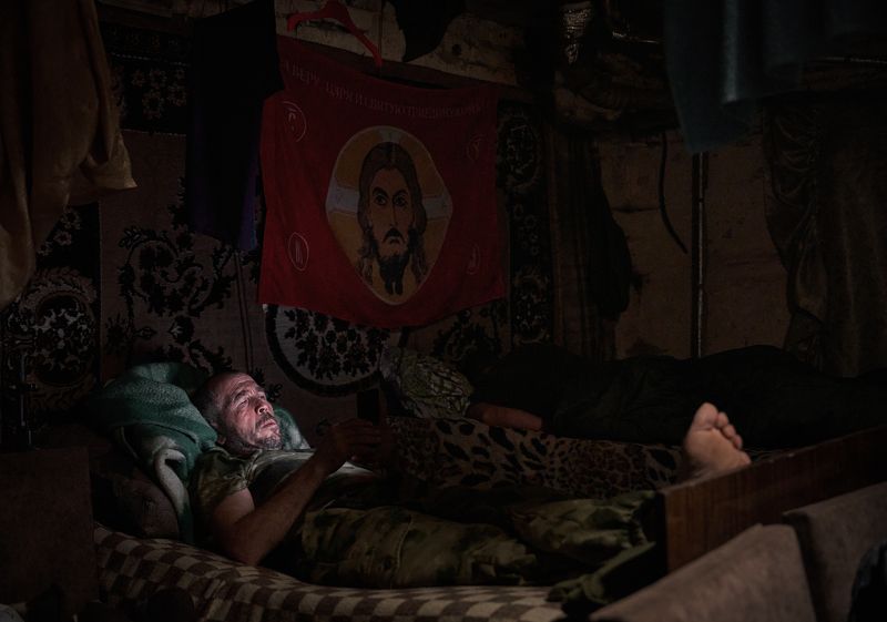 Россия, Соледар, КНР, СВО, спецоперация, солдат, военный, располага, расположение, подвал, лик, отдых, фронт,  В подвале Соледара фото превью