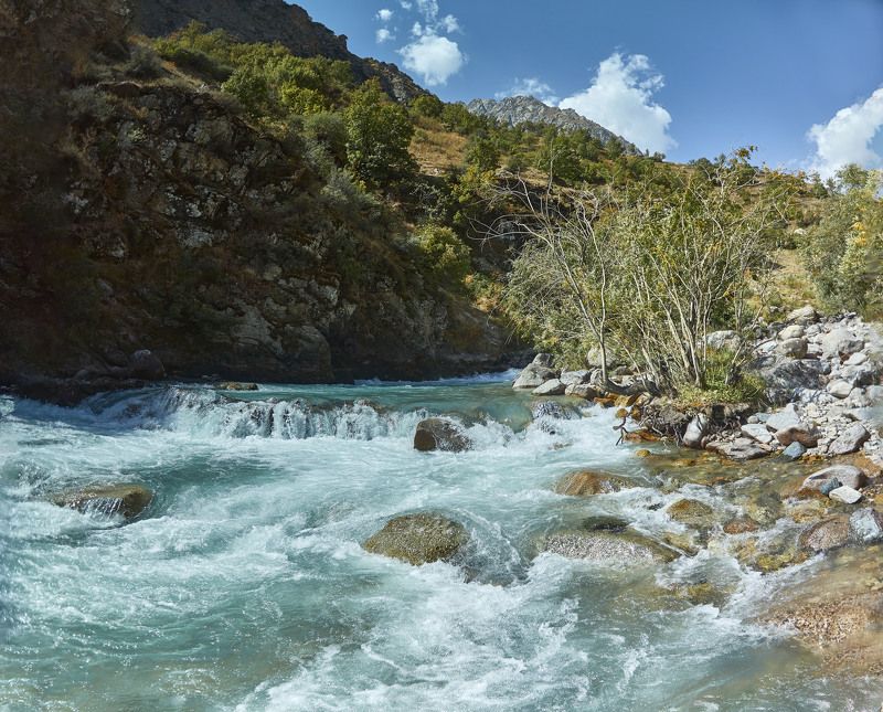 Жемчужина Таджикистана - река Сиама…. фото превью