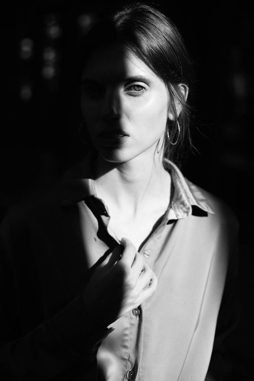 портрет, портретная фотография, женский портрет, естественный свет, фотосессия, чб, девушка, естественность, Кармаков Матвей