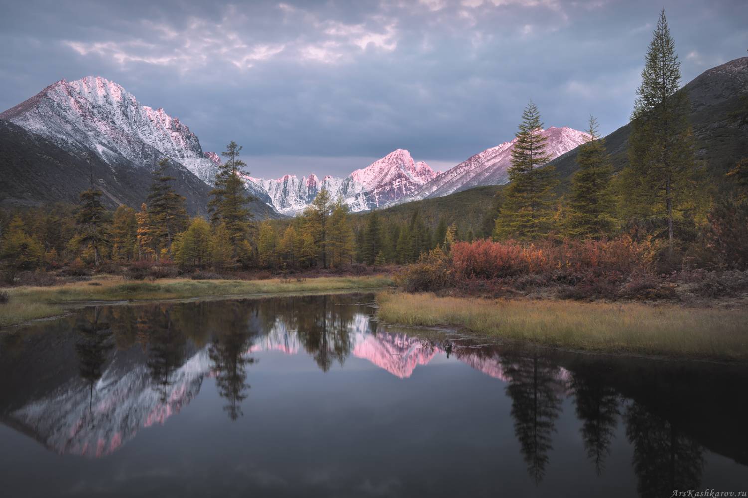 Колыма, озеро Джека Лондона, Магаданская область, тайга, ручей Неведомый, Большой Ангачак, Дальний Восток, Арсений Кашкаров
