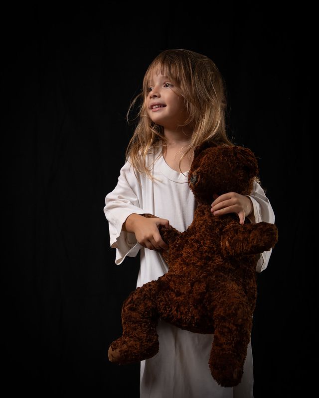 Ariana фото превью