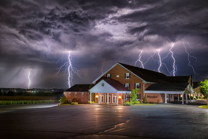 The Calm and the Storm фото превью