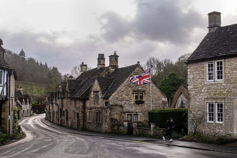 Empty street фото превью