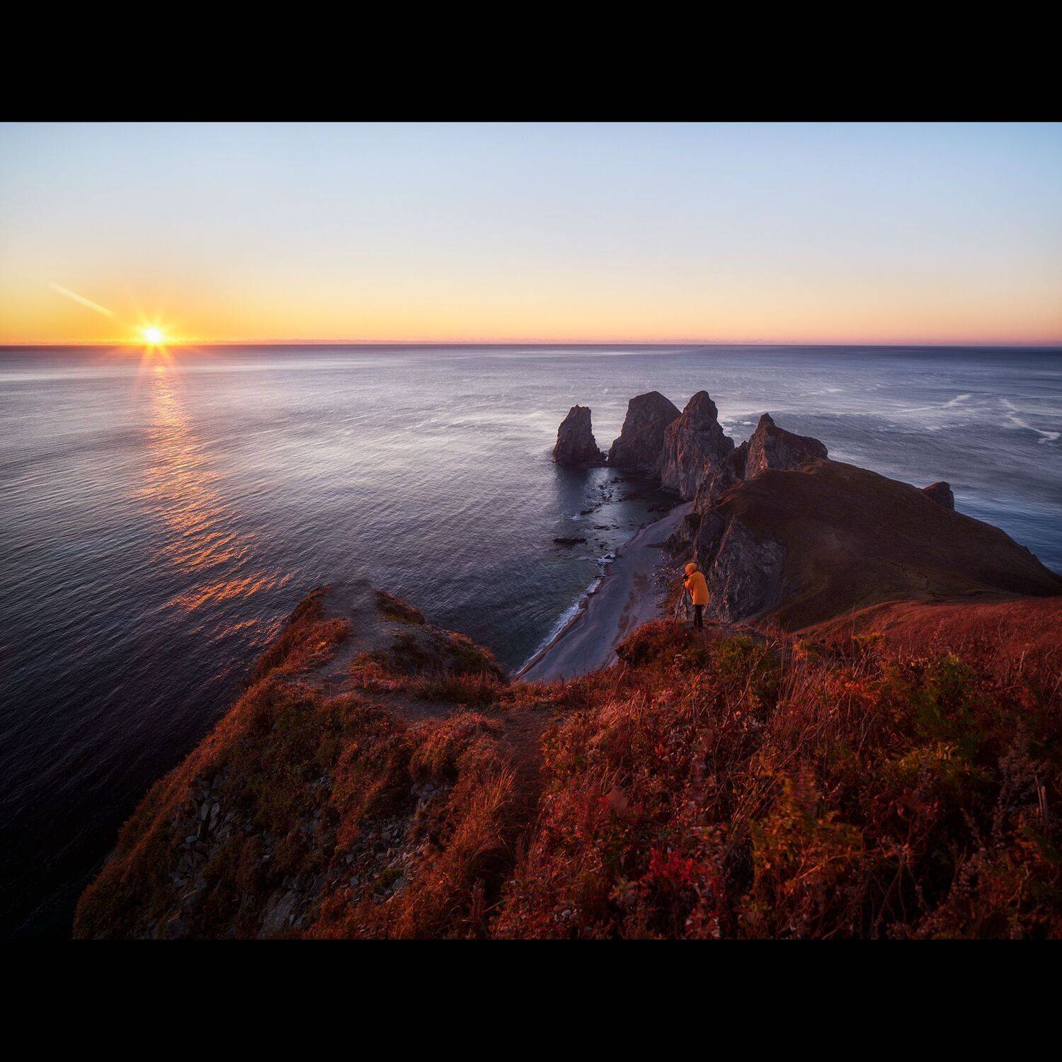скалы, осень, приморье, россия, приморский край, море, японское море, закат, кекур, природа, пейзаж, Ivan A. Godovikov