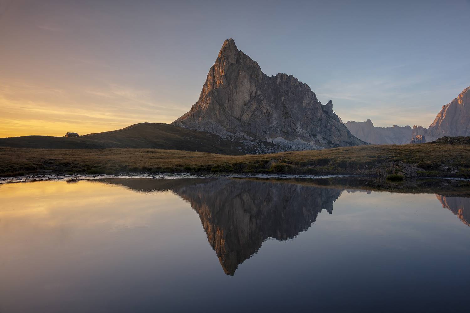alps, italy, dolomites, passo giau, giau, mountains,lake,  Gregor