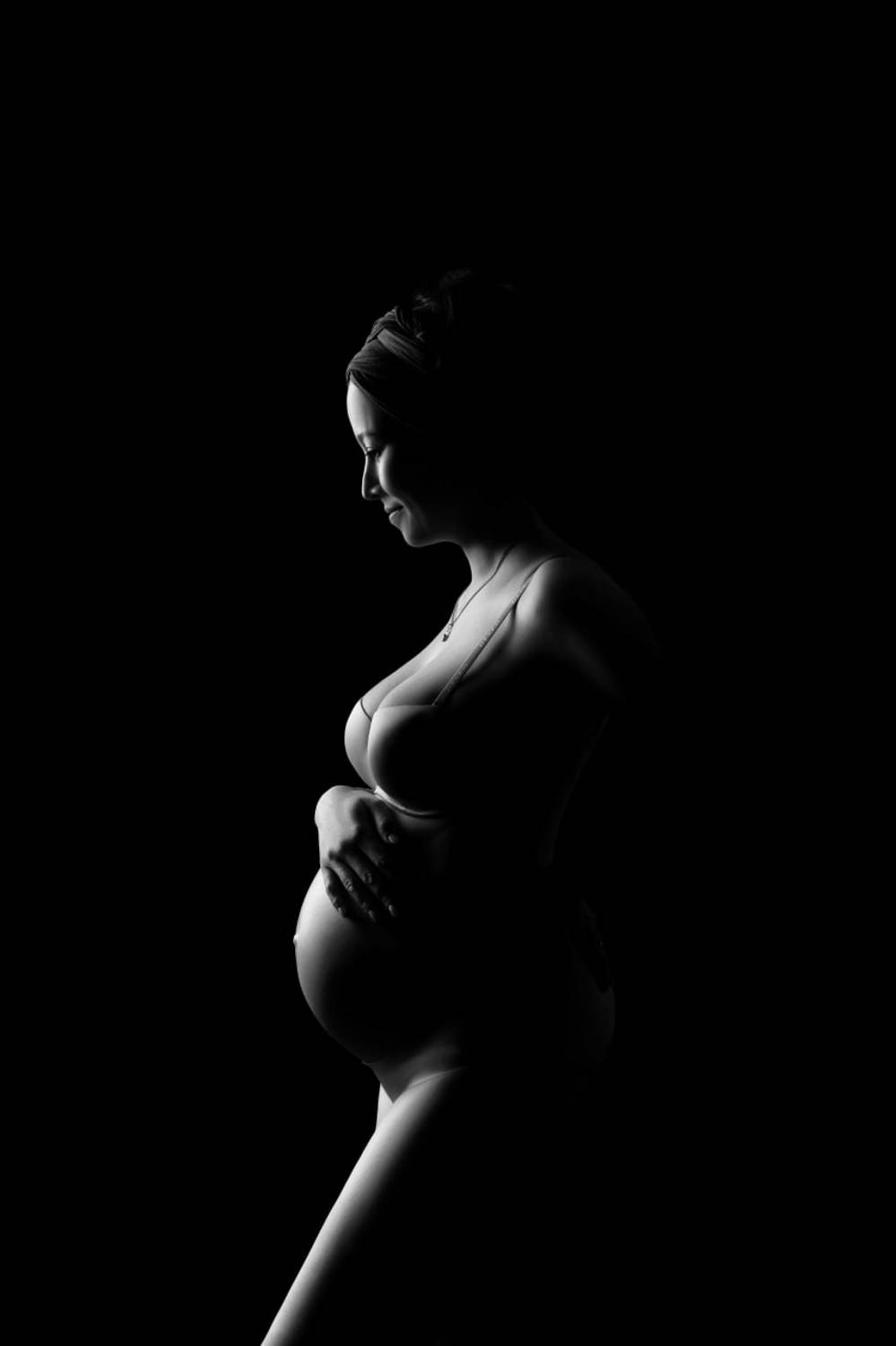 mom and baby, mom, maternity, pregnancy, mother, love, family, pregnancyphoto, familyphoto, материнство, мама, мама и малыш, мать и дитя, любовь, портрет, студийный портрет, семейный портрет, беременность, будущая мама, в ожидании, Ману Фалько