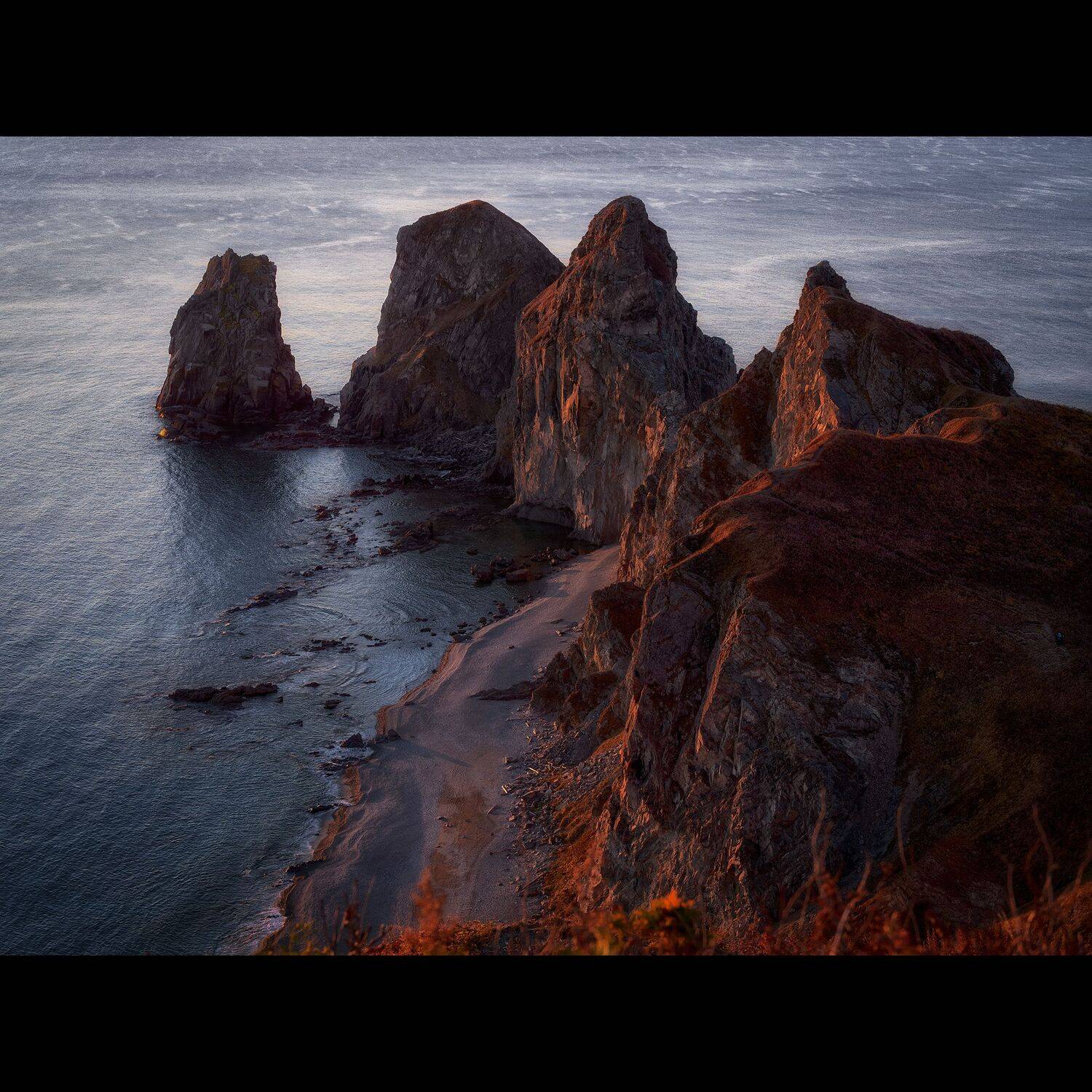 скалы, осень, приморье, россия, приморский край, море, японское море, закат, кекур, природа, пейзаж, Ivan A. Godovikov