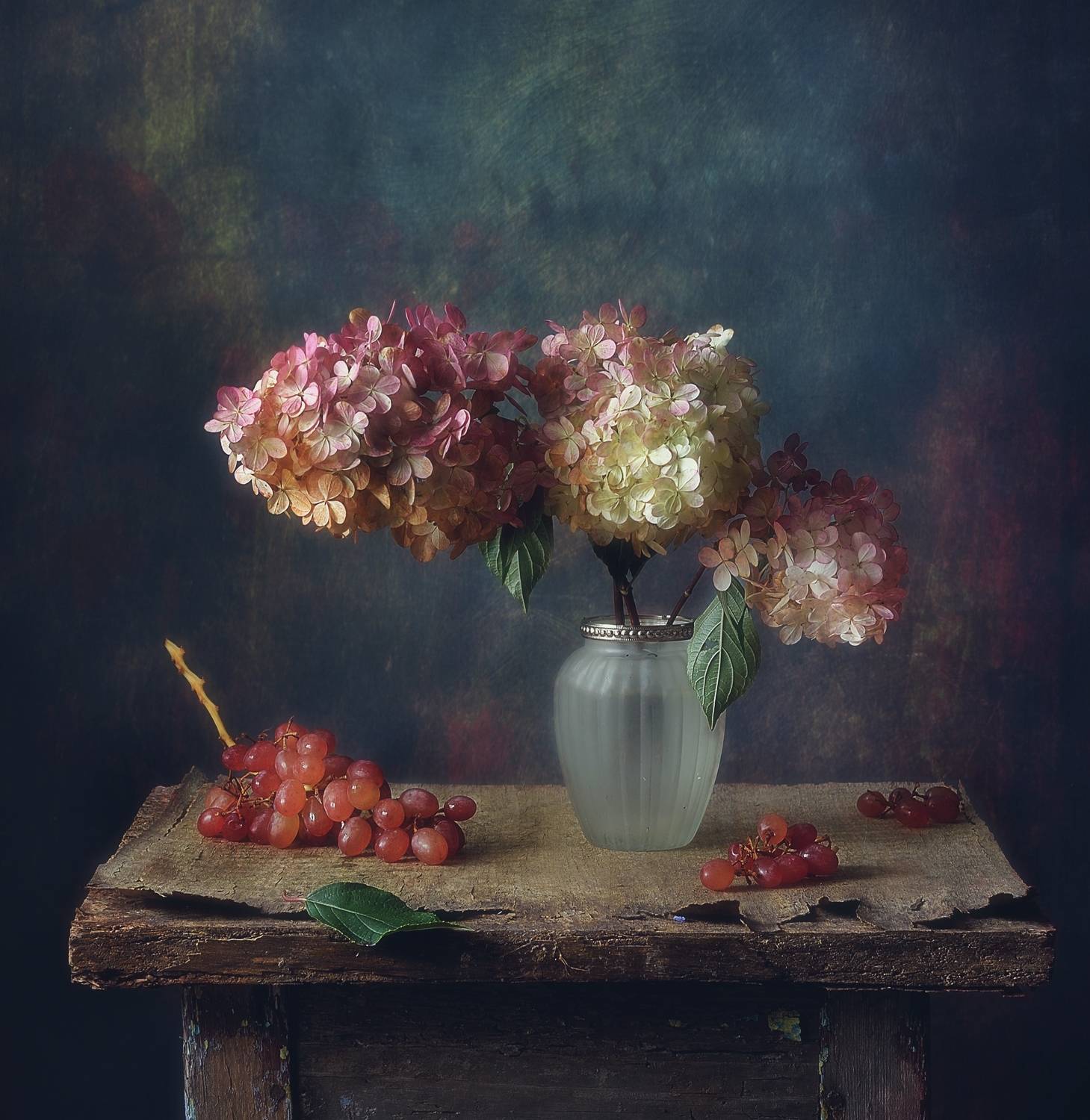 натюрморт,цветы,букет,гортензия,виноград, Наталия К