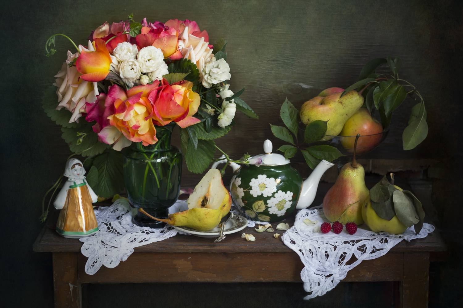 натюрморт, груши, букет цветов, ретро, Зимина Лионелла