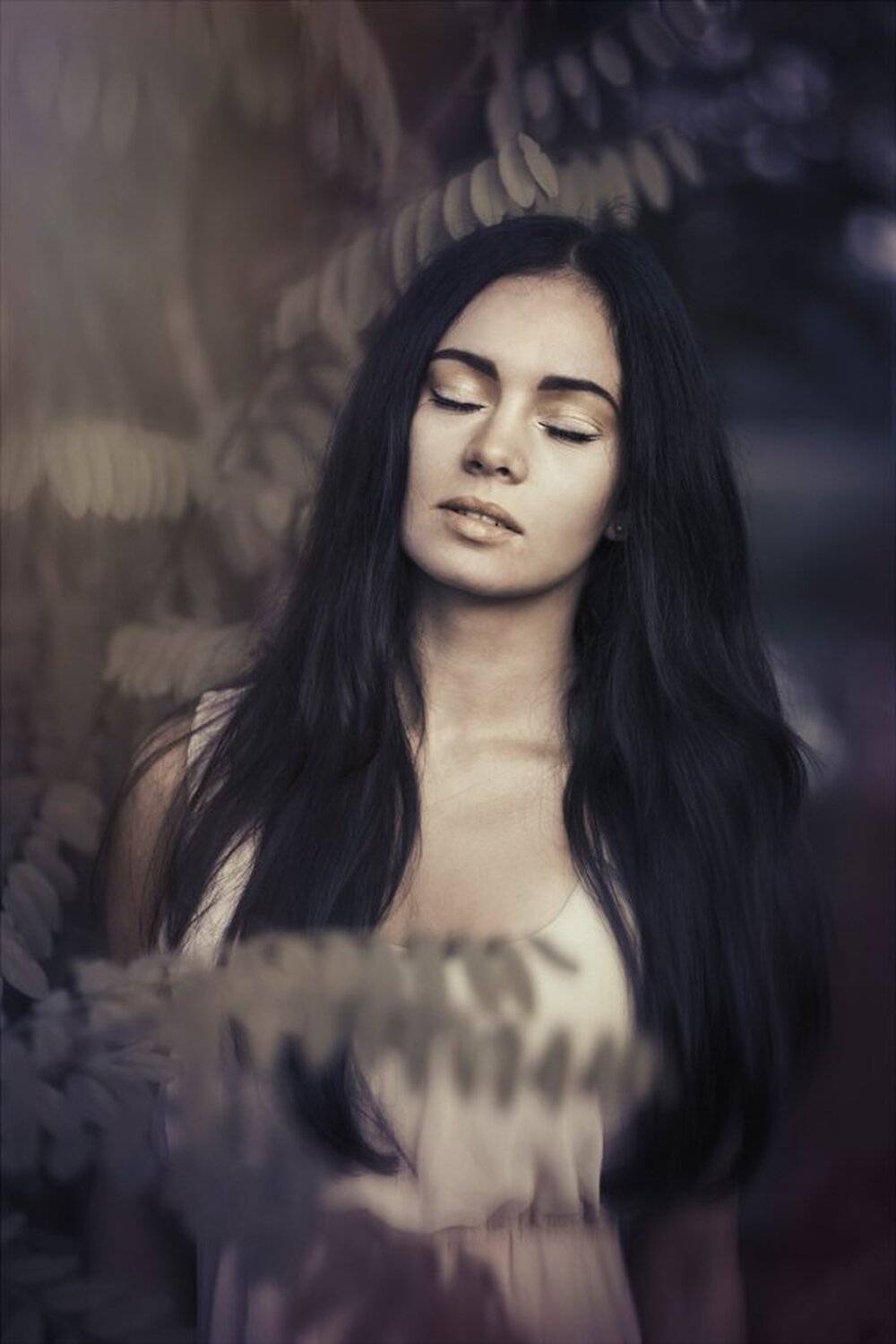 portraits; emotions, woman, Dariusz Łyżbicki